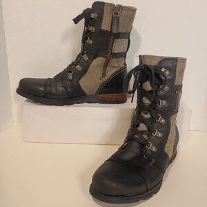 SOREL "Major Carly" Gray/Navy Combat Boot Women's Sz 9.5US/40.5EU NL2157-252